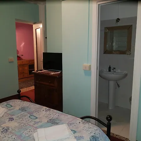 ベッド・アンド・ブレックファスト Al Paradis Monchio Delle Corti